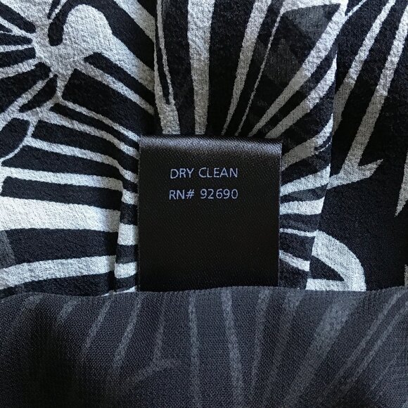 INC International Concepts 100% Silk Floral Ruffle Skirt 🖤🤍 - Picture 7 of 7